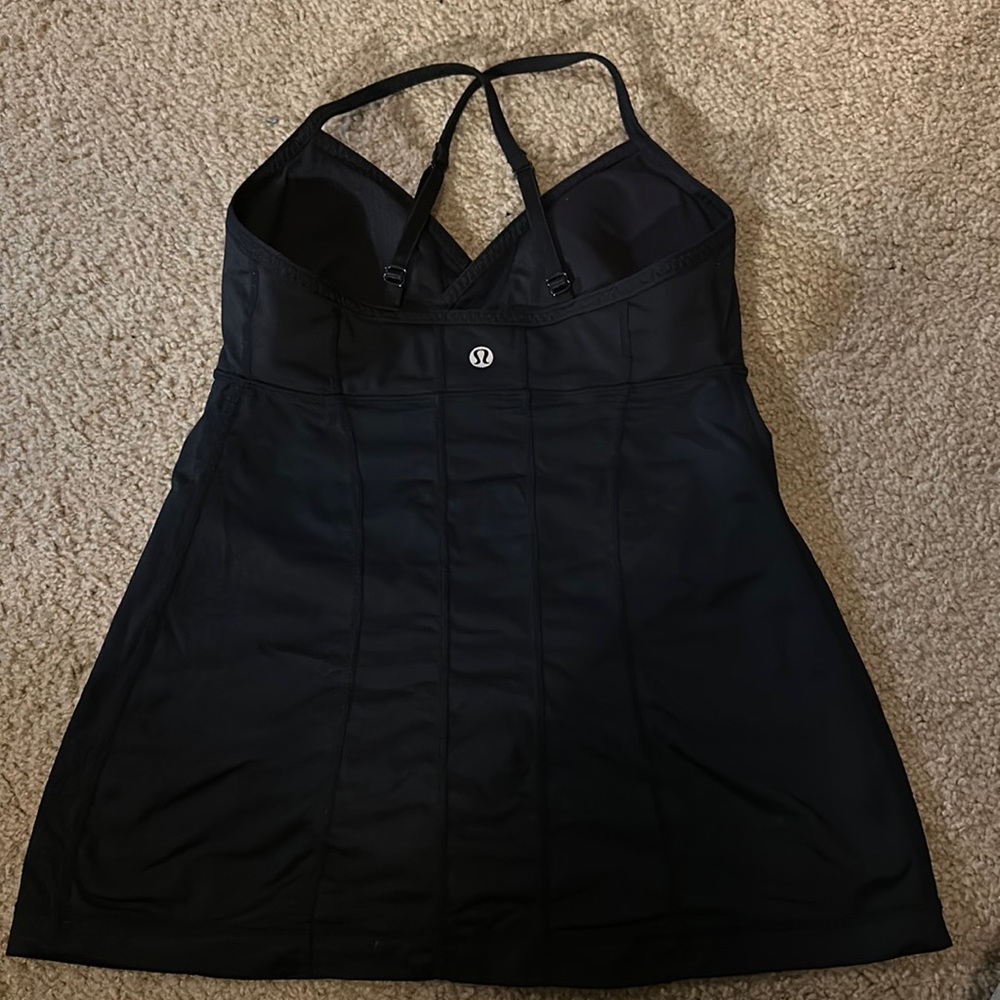 Lululemon black tank top- built in bra.